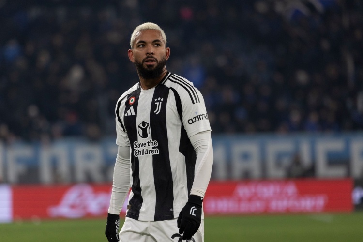 乐鱼体育-记者：尤文与森林就道路转会达全面协议，租借带有条件的强制买断