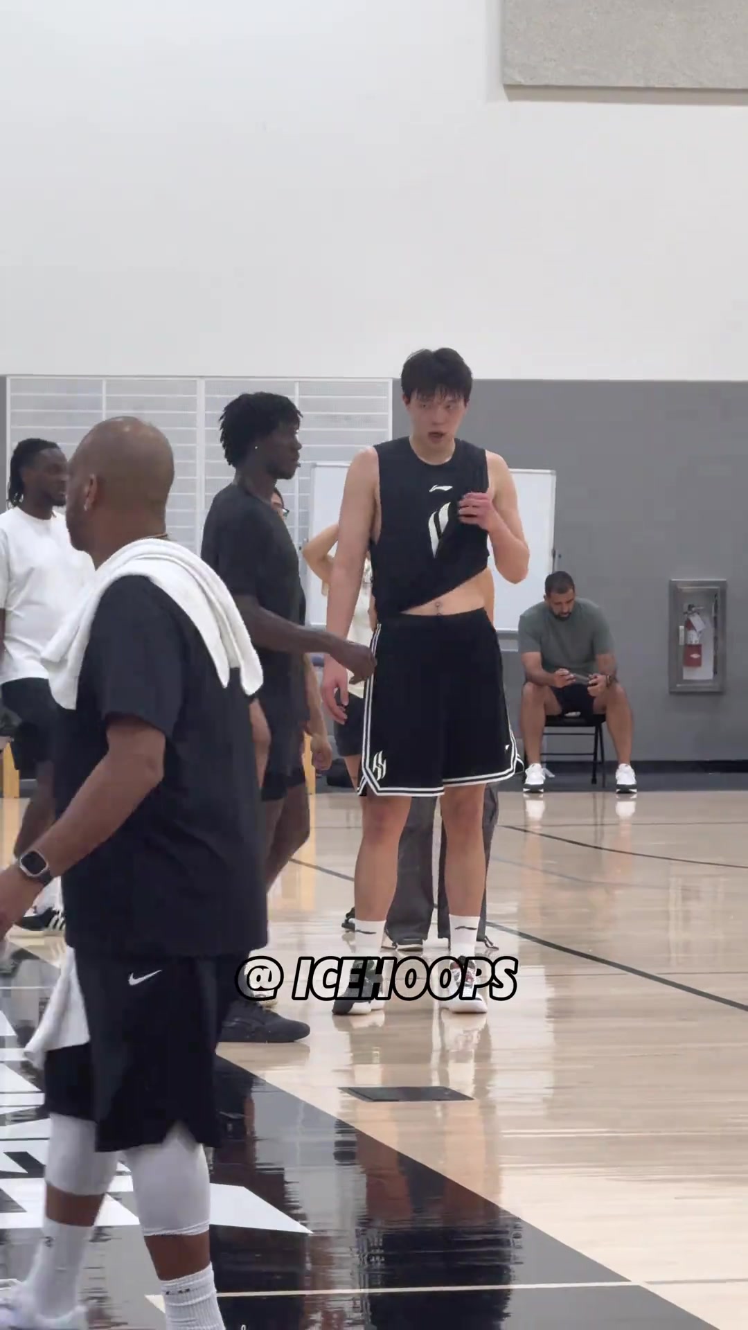 乐鱼体育下载-这样的环境很难不进步！杨瀚森在洛杉矶著名野球训练营最新视频！