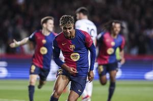 黄健翔:什么是球王?亚马尔就是呼之欲出的球王,踢球太高级了