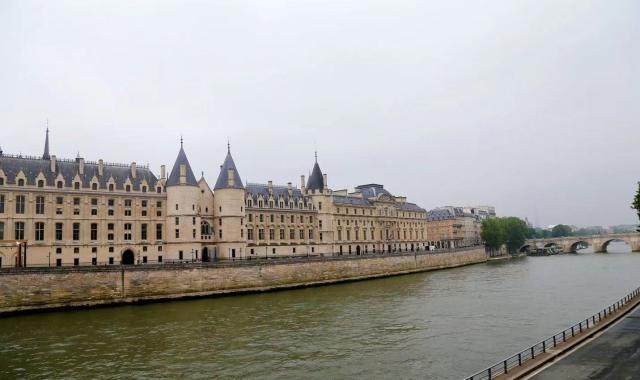 乐鱼体育登陆网页-【早报】杜兰特开挂，美国男篮狂胜展现统治力！