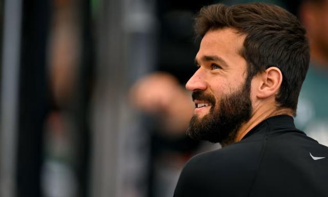 乐鱼体育下载-阿利松表示自己依然年轻 利物浦还继续买门将吗？