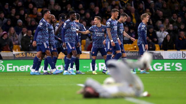 乐鱼体育-枪手啃下争四硬仗！马丁内利“同时”两黄下场活久见