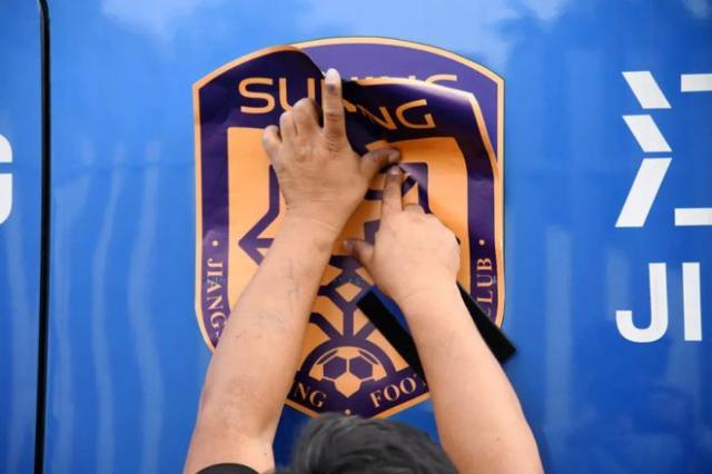 乐鱼体育-【夜读】真冤！中超冠军教头也沦为讨薪大军了