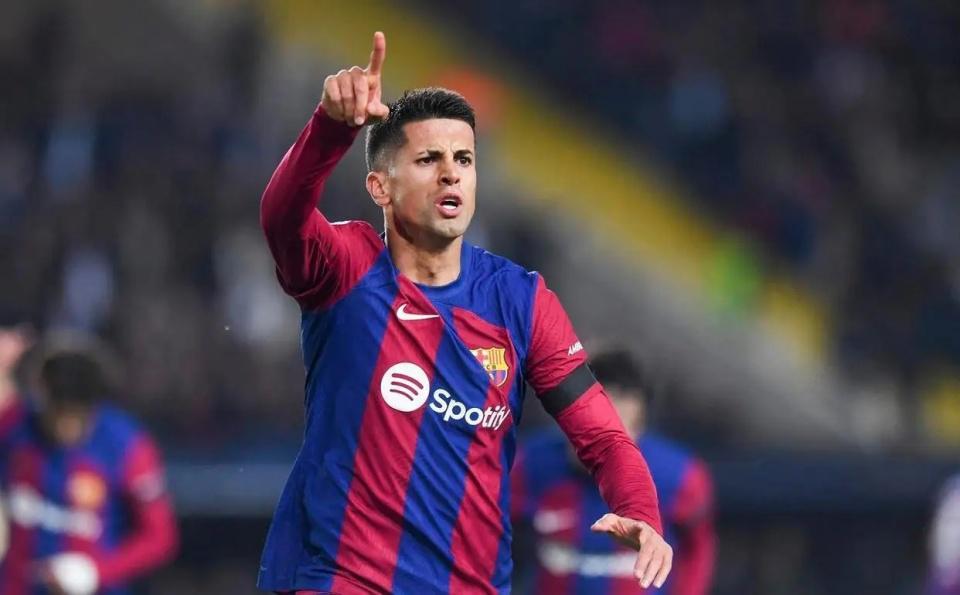 乐鱼体育登陆网页-2造点加破门！巴萨租借飞翼表现有点香 今年夏天有望直接免签